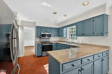 103 Wolfs Trail Chapel Hill NC 27516