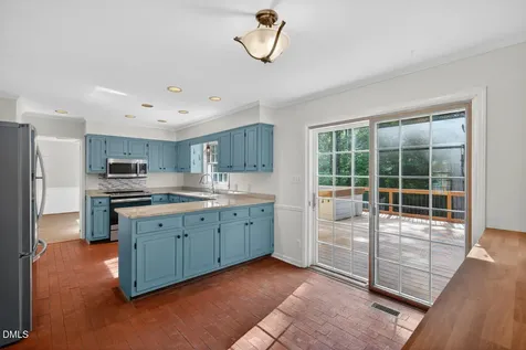 103 Wolfs Trail Chapel Hill NC 27516