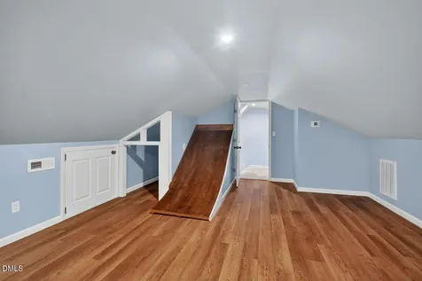 103 Wolfs Trail Chapel Hill NC 27516