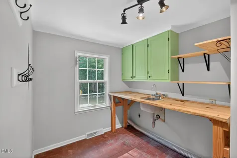 103 Wolfs Trail Chapel Hill NC 27516