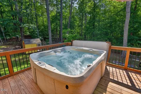 103 Wolfs Trail Chapel Hill NC 27516