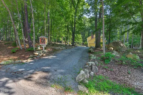 103 Wolfs Trail Chapel Hill NC 27516