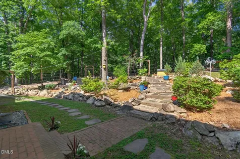 103 Wolfs Trail Chapel Hill NC 27516