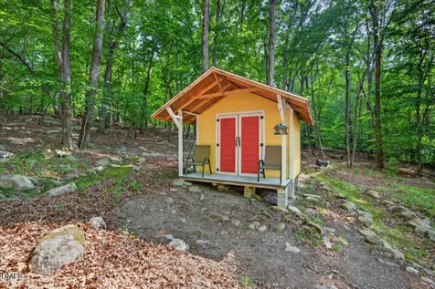 103 Wolfs Trail Chapel Hill NC 27516