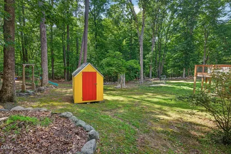 103 Wolfs Trail Chapel Hill NC 27516