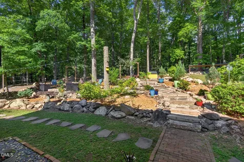 103 Wolfs Trail Chapel Hill NC 27516