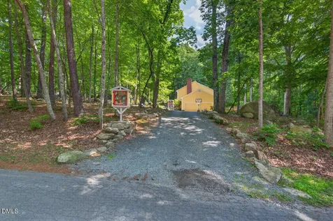 103 Wolfs Trail Chapel Hill NC 27516