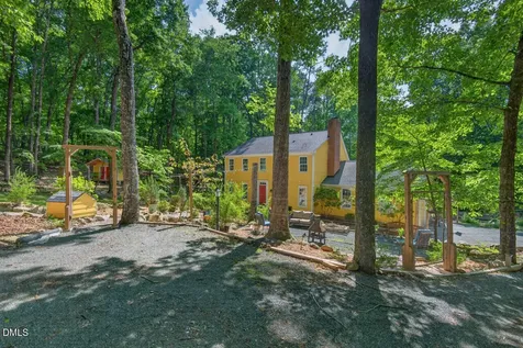 103 Wolfs Trail Chapel Hill NC 27516