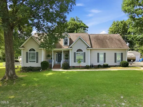 108 Kings Court Garner NC 27529