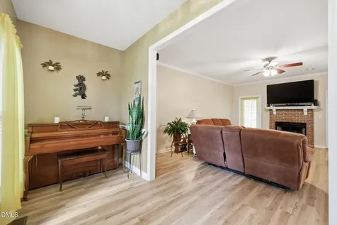 108 Kings Court Garner NC 27529