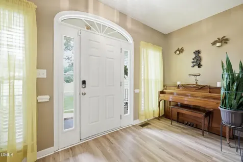 108 Kings Court Garner NC 27529