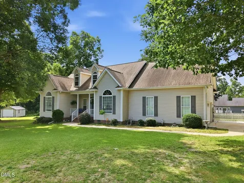 108 Kings Court Garner NC 27529