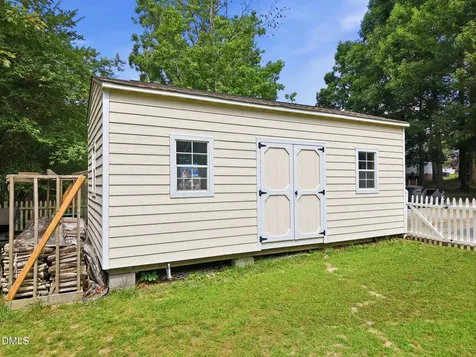 108 Kings Court Garner NC 27529