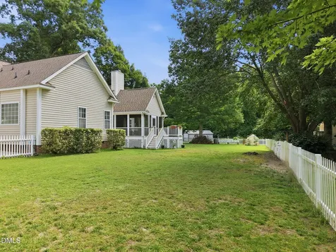 108 Kings Court Garner NC 27529