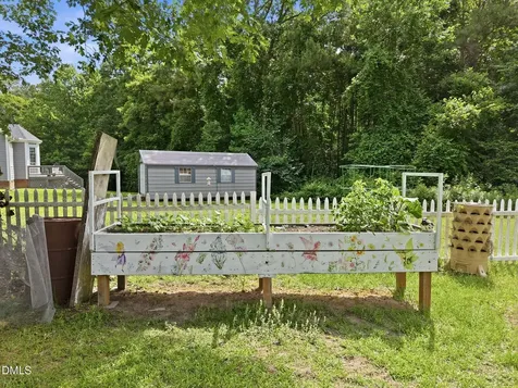 108 Kings Court Garner NC 27529