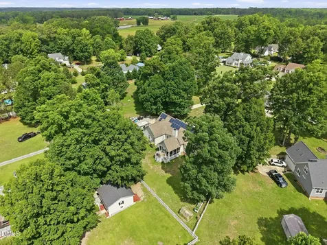 108 Kings Court Garner NC 27529