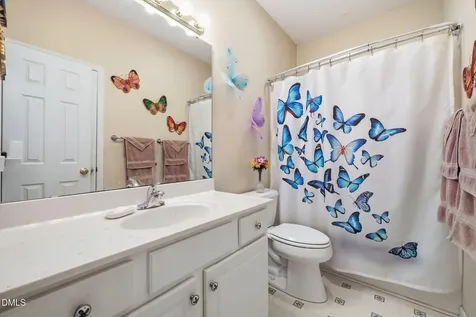 108 Kings Court Garner NC 27529