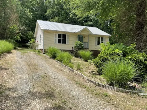 611 N 4th Street Mebane NC 27302