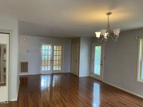 611 N 4th Street Mebane NC 27302