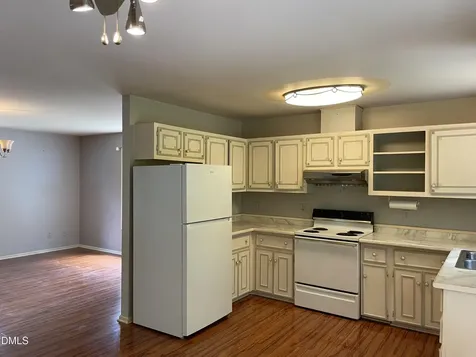 611 N 4th Street Mebane NC 27302