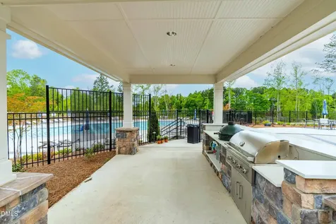 2101 Bigleaf Maple Run Fuquay Varina NC 27526