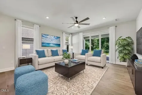 2101 Bigleaf Maple Run Fuquay Varina NC 27526