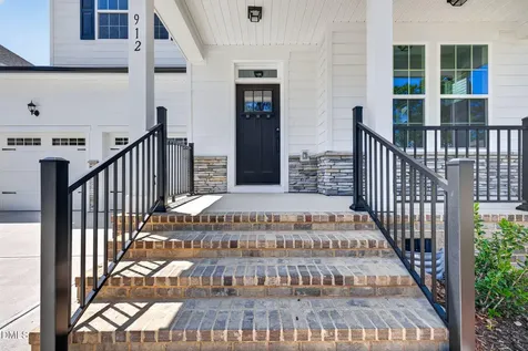 912 Bostonian Drive Knightdale NC 27545