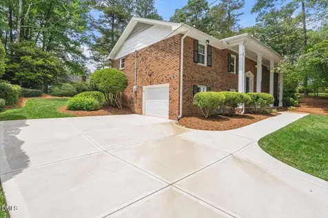 4805 Kilkenny Place Raleigh NC 27612