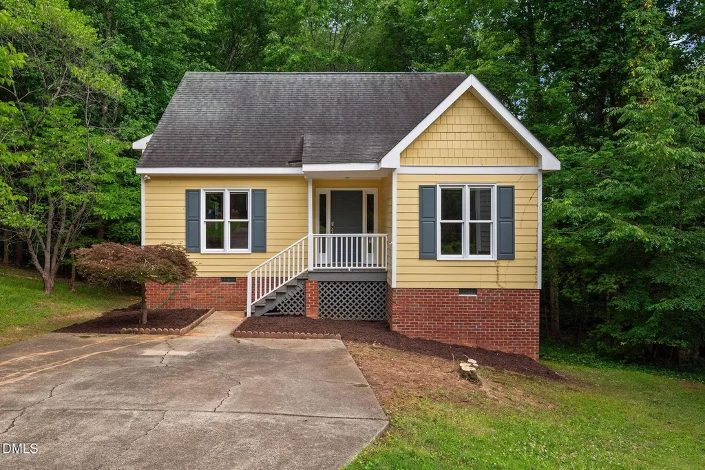 106 Barcelona Court Cary NC 27513
