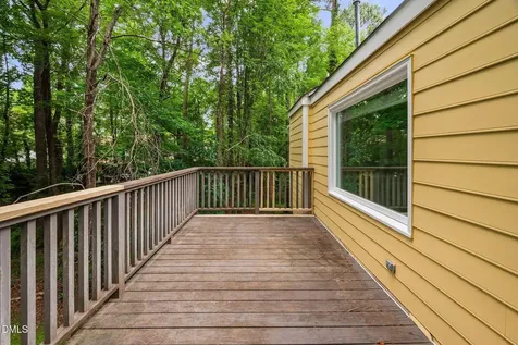 106 Barcelona Court Cary NC 27513