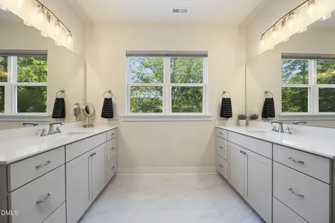 2426 Heron Watch Place Fuquay Varina NC 27526