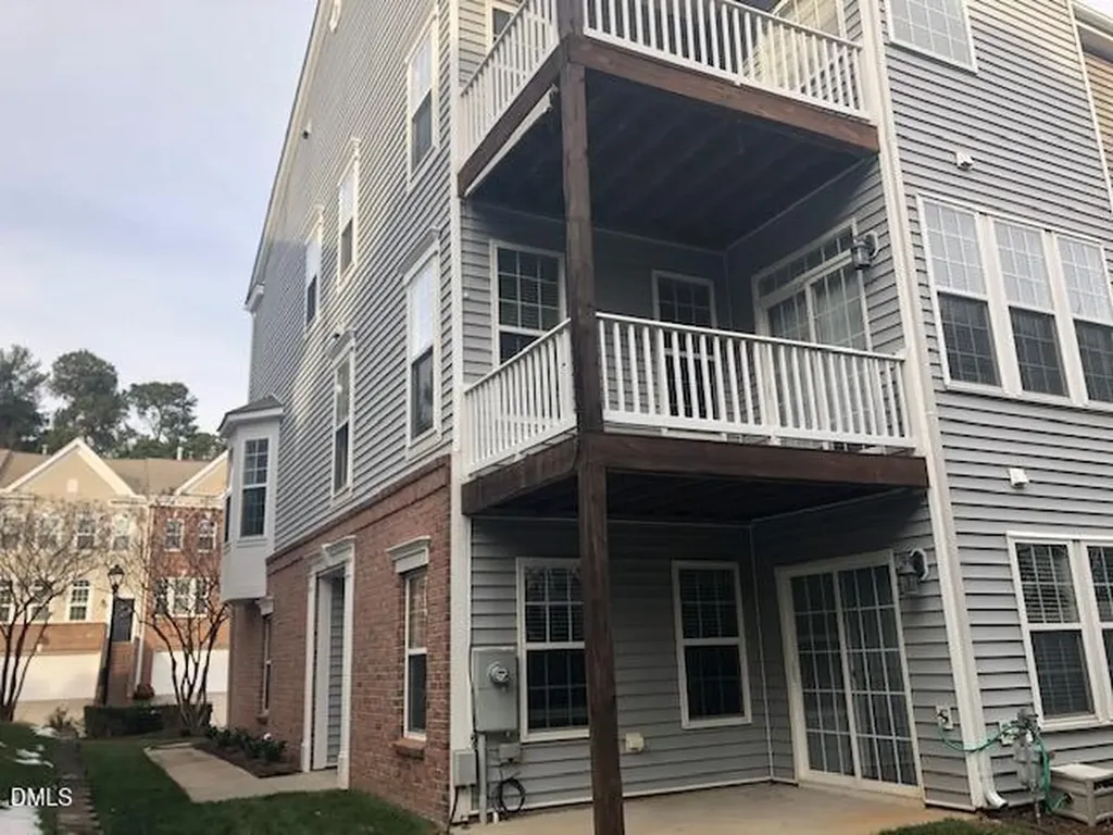 3513 Edgemont Drive Raleigh NC 27612