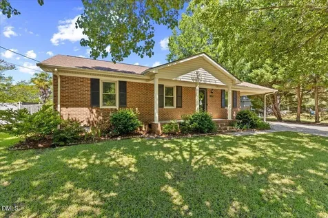 107 Gum Street Dunn NC 28334