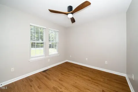 725 E Maple Lane Fuquay Varina NC 27526