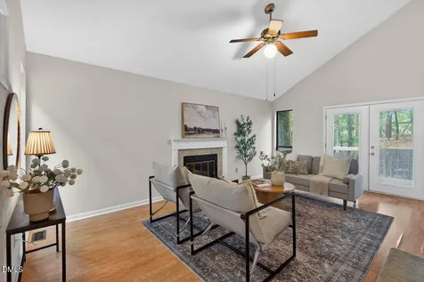 106 Lantern Way Carrboro NC 27510
