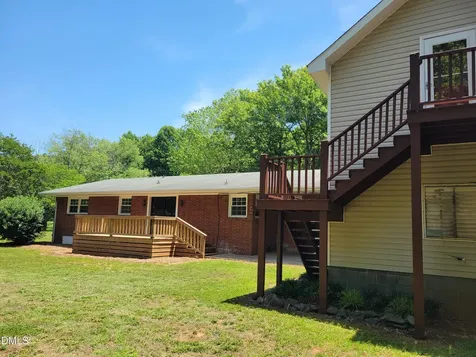 607 E Butler Avenue Liberty NC 27298