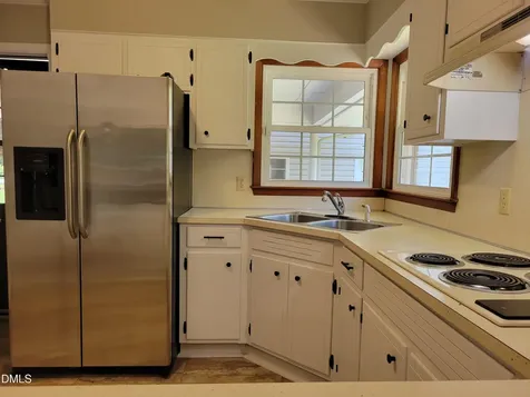 607 E Butler Avenue Liberty NC 27298