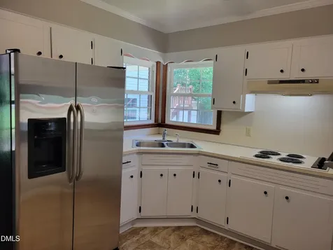 607 E Butler Avenue Liberty NC 27298