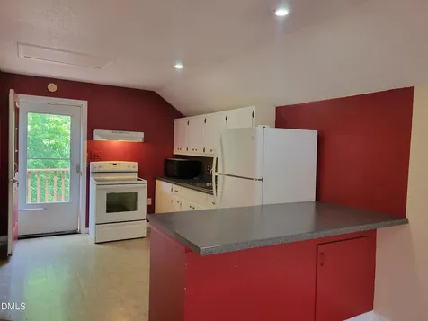 607 E Butler Avenue Liberty NC 27298