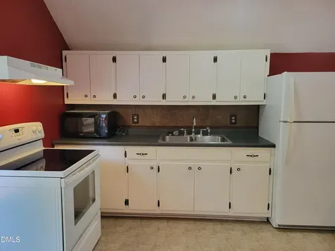 607 E Butler Avenue Liberty NC 27298