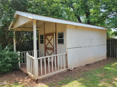 607 E Butler Avenue Liberty NC 27298