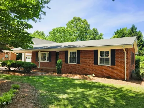 607 E Butler Avenue Liberty NC 27298