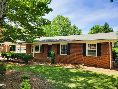 607 E Butler Avenue Liberty NC 27298