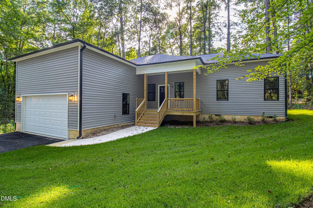 725 Piccadilly Court Sanford NC 27332