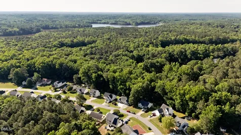 1608 Rogers Pointe Lane Creedmoor NC 27522