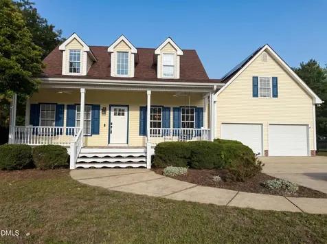 304 Cameronwood Drive Fuquay Varina NC 27526