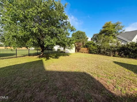 304 Cameronwood Drive Fuquay Varina NC 27526