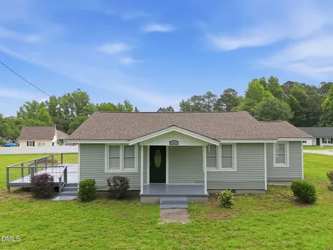 7841 Barbour Store Road Willow Springs NC 27592