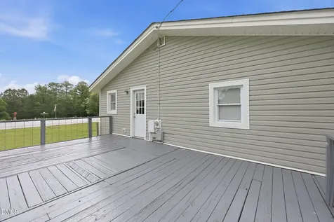 7841 Barbour Store Road Willow Springs NC 27592