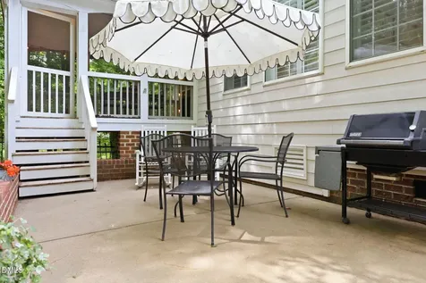1008 Old Meetinghouse Way Raleigh NC 27615